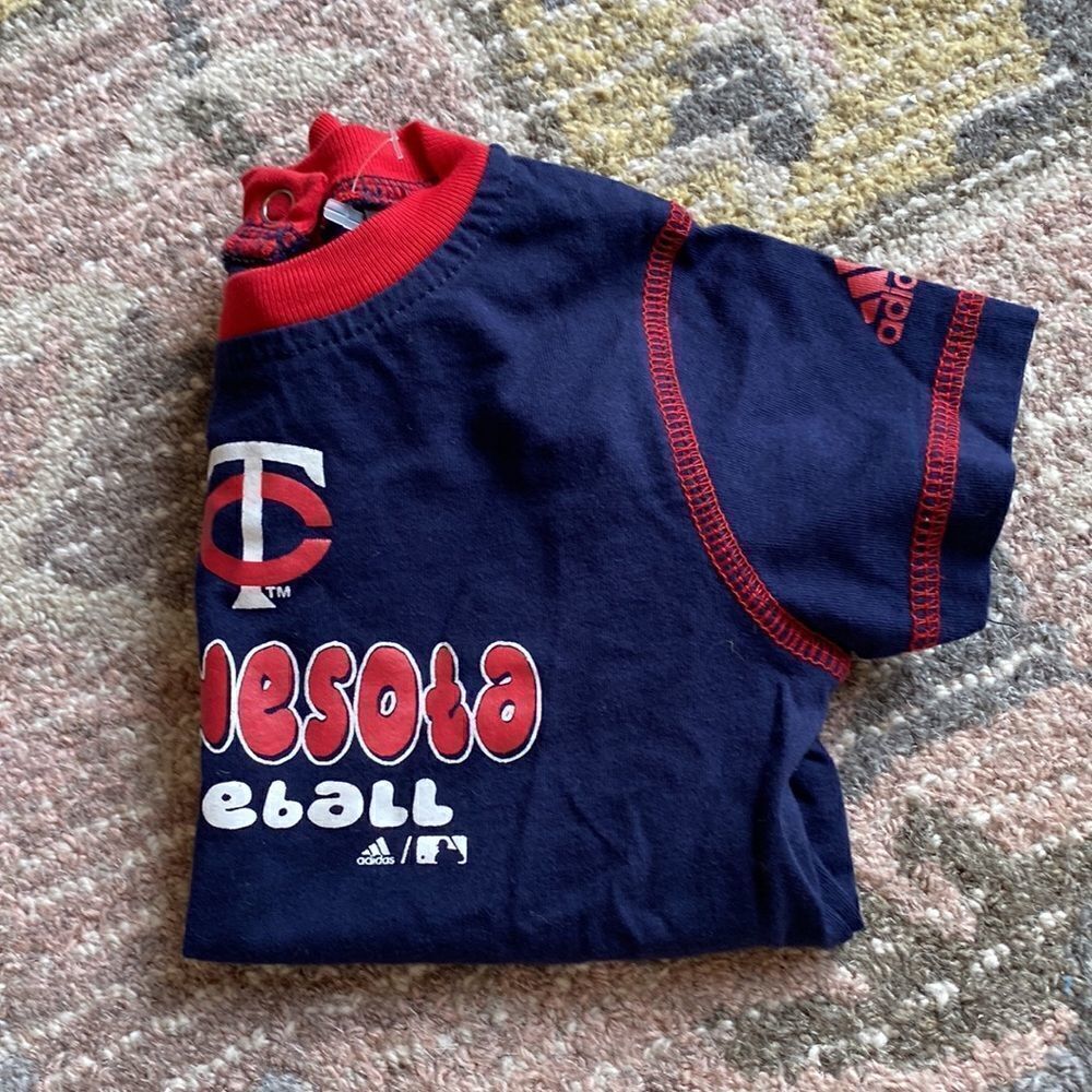 Adidas Twins onsies  - Picture 6 of 6